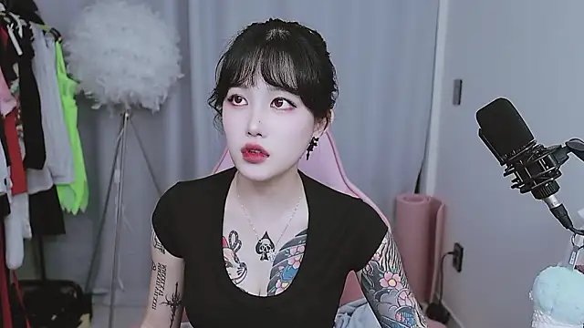 MISA 02 online show from May 1, 2026, 12:21 pm