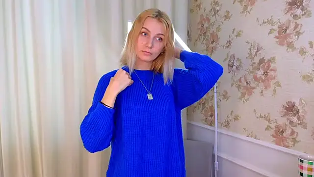 CeIenaLafler online show from October 15, 2025, 4:22 am