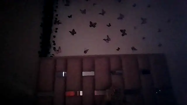 Snapshot of abby_moss_2 chatting on July 6, 2026, 1:07 pm abby moss 2 online show from July 6, 2026, 1:07 pm
