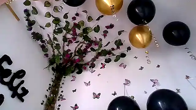 Snapshot of abby_moss_2 chatting on July 19, 2026, 3:09 pm abby moss 2 online show from July 19, 2026, 3:09 pm