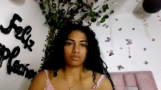 Snapshot of abby_moss_2 chatting on July 24, 2026, 12:12 pm abby moss 2 online show from July 24, 2026, 12:12 pm