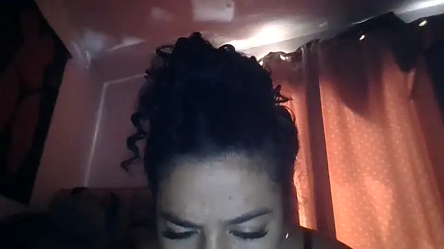 abby moss 2 online show from November 22, 2025, 5:34 pm