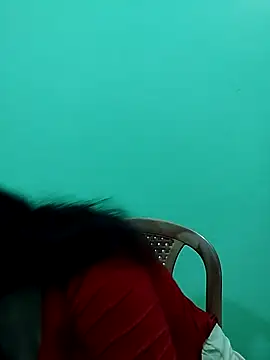 Snapshot of prema-khan chatting on December 5, 2025, 2:04 pm prema-khan online show from December 5, 2025, 2:04 pm