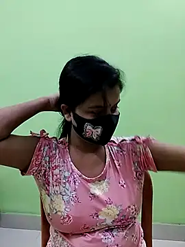 Snapshot of prema-khan chatting on November 18, 2025, 1:36 pm prema-khan online show from November 18, 2025, 1:36 pm