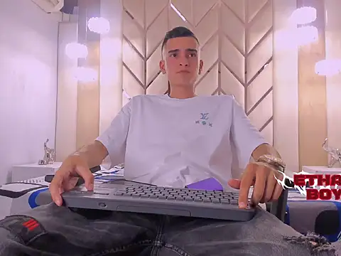 Ethan Boy  online show from February 2, 2026, 8:30 pm