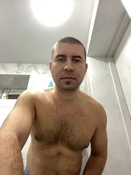 Snapshot of AronMode chatting on December 1, 2025, 5:14 pm AronMode online show from December 1, 2025, 5:14 pm