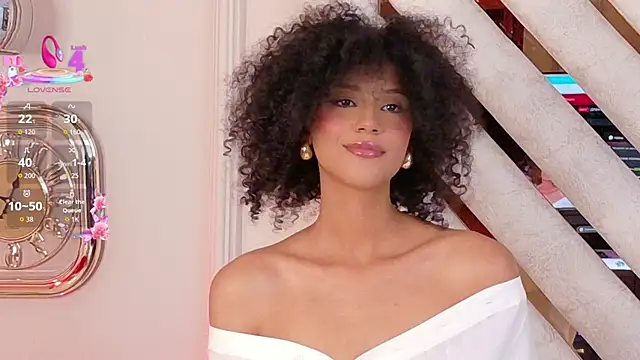 Snapshot of Lila-Rose chatting on November 29, 2025, 1:39 am Lila-Rose online show from November 29, 2025, 1:39 am