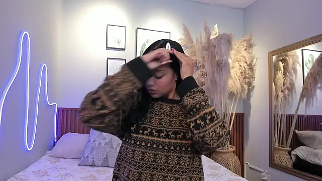 MIAHIVANOV online show from November 5, 2025, 12:52 pm