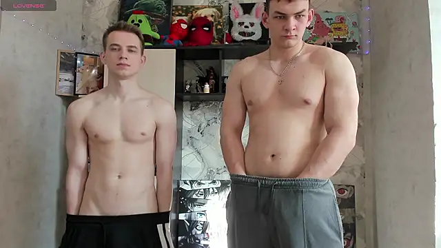 Snapshot of MIKE_GOD19 chatting on March 16, 2026, 7:23 am MIKE GOD19 online show from March 16, 2026, 7:23 am