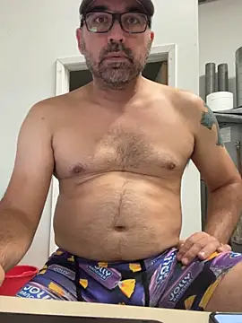 Snapshot of Fun_Time_Ron_2 chatting on October 15, 2025, 4:37 pm Fun Time Ron 2 online show from October 15, 2025, 4:37 pm