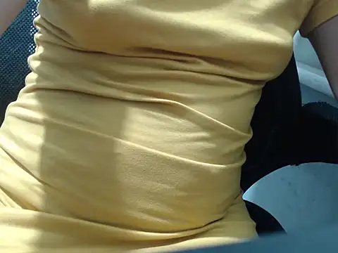 Renata Rivas online show from February 17, 2026, 5:49 am