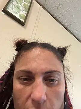 Mustbethemoney1234 online show from April 6, 2026, 9:05 pm