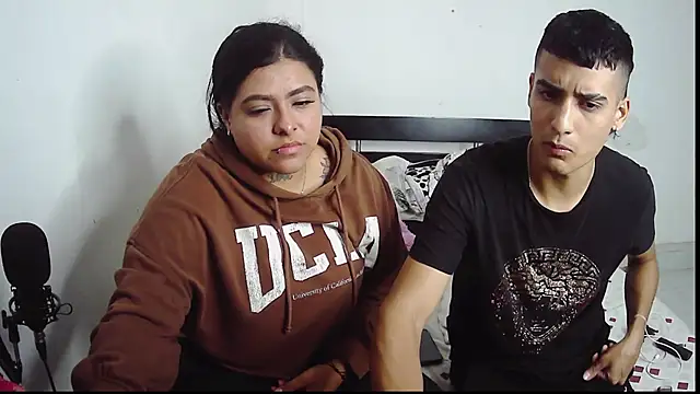 Snapshot of AnyRUSSO chatting on December 1, 2025, 7:53 am AnyRUSSO online show from December 1, 2025, 7:53 am