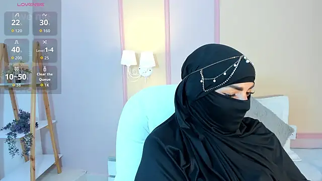 Snapshot of _naylaa_ chatting on May 19, 2026, 12:26 am naylaa online show from May 19, 2026, 12:26 am