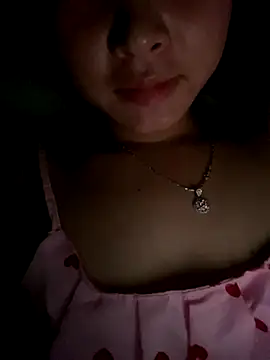Snapshot of Yan_50299 chatting on October 18, 2025, 6:43 pm Yan 50299 online show from October 18, 2025, 6:43 pm