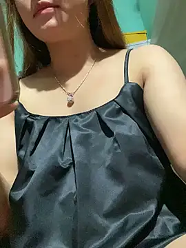 Snapshot of Yan_50299 chatting on October 22, 2025, 12:59 pm Yan 50299 online show from October 22, 2025, 12:59 pm