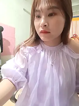 Snapshot of Yan_50299 chatting on December 14, 2025, 5:29 pm Yan 50299 online show from December 14, 2025, 5:29 pm