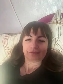 Butterfly8385 online show from April 25, 2026, 3:31 pm
