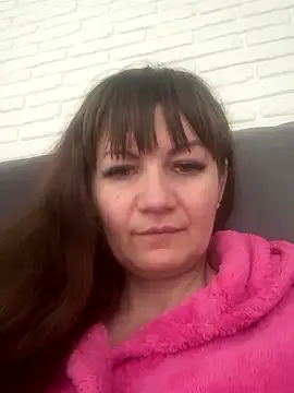 Butterfly8385 online show from January 11, 2026, 11:17 am