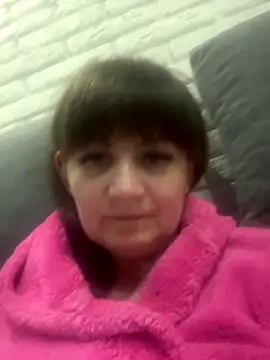 Snapshot of Butterfly8385 chatting on December 1, 2025, 8:10 pm Butterfly8385 online show from December 1, 2025, 8:10 pm