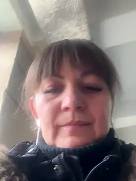 Butterfly8385 online show from December 17, 2025, 10:31 am