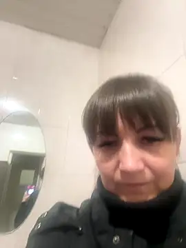 Snapshot of Butterfly8385 chatting on October 20, 2025, 2:17 pm Butterfly8385 online show from October 20, 2025, 2:17 pm