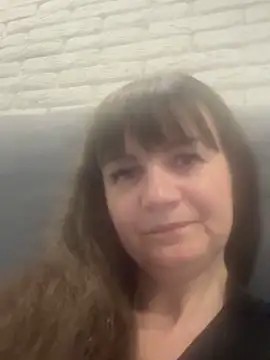 Snapshot of Butterfly8385 chatting on November 12, 2025, 6:45 pm Butterfly8385 online show from November 12, 2025, 6:45 pm