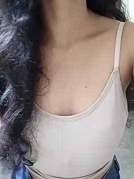 Snapshot of Jaanvi_G chatting on October 15, 2025, 12:57 pm Jaanvi G online show from October 15, 2025, 12:57 pm