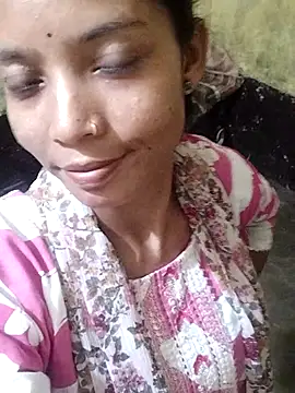 Snapshot of Jaanvi_G chatting on October 23, 2025, 12:26 pm Jaanvi G online show from October 23, 2025, 12:26 pm