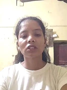 Snapshot of Jaanvi_G chatting on November 7, 2025, 12:42 pm Jaanvi G online show from November 7, 2025, 12:42 pm