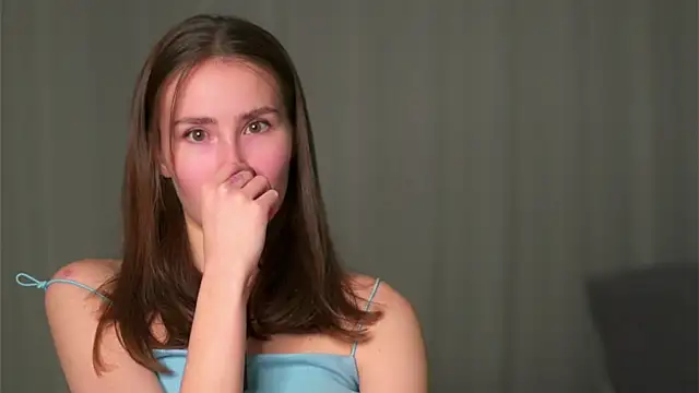 Snapshot of MonetLeitman chatting on November 8, 2025, 1:31 am MonetLeitman online show from November 8, 2025, 1:31 am