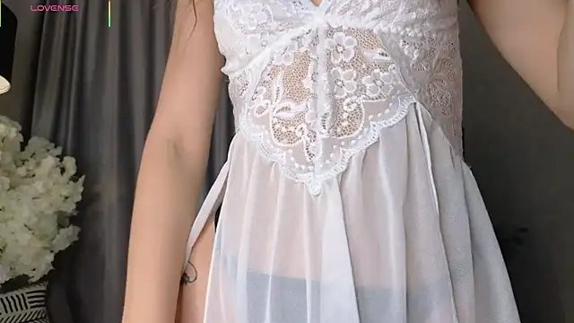 Snapshot of LionKierra chatting on October 14, 2025, 2:45 am LionKierra online show from October 14, 2025, 2:45 am