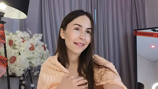 Snapshot of LionKierra chatting on November 2, 2025, 4:39 am LionKierra online show from November 2, 2025, 4:39 am