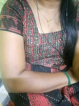 Snapshot of tamil_kanaka chatting on July 12, 2026, 5:47 pm tamil kanaka online show from July 12, 2026, 5:47 pm