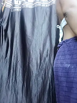 Hottypriya69 online show from October 28, 2025, 3:55 pm