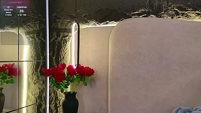 Snapshot of AmyCarammel chatting on November 12, 2025, 4:55 pm AmyCarammel online show from November 12, 2025, 4:55 pm