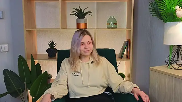 Snapshot of GeorginaPulgarin chatting on October 11, 2025, 1:01 pm GeorginaPulgarin online show from October 11, 2025, 1:01 pm