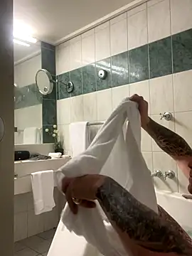 jayylizz69 online show from October 23, 2025, 5:55 pm