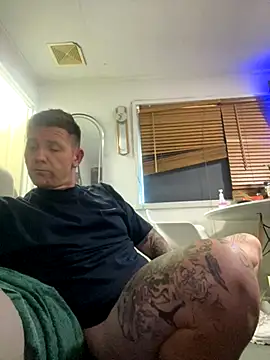 jayylizz69 online show from November 1, 2025, 11:42 pm