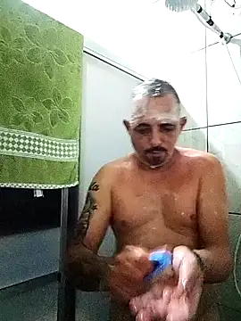 Snapshot of MORENORC79 chatting on April 8, 2026, 4:25 am MORENORC79 online show from April 8, 2026, 4:25 am