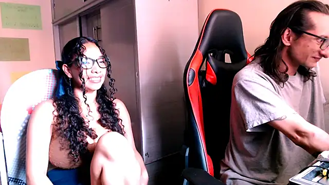 DreamTeachFlame online show from October 12, 2025, 3:24 pm
