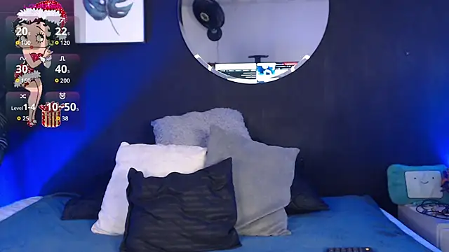 TamaraaRoss  online show from December 5, 2025, 6:28 pm