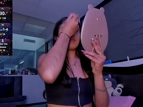 princesstina- online show from January 8, 2026, 7:42 pm