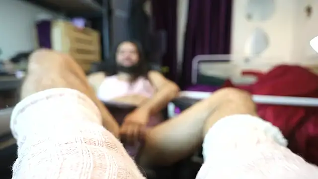 maddy kinky online show from October 26, 2025, 12:38 pm