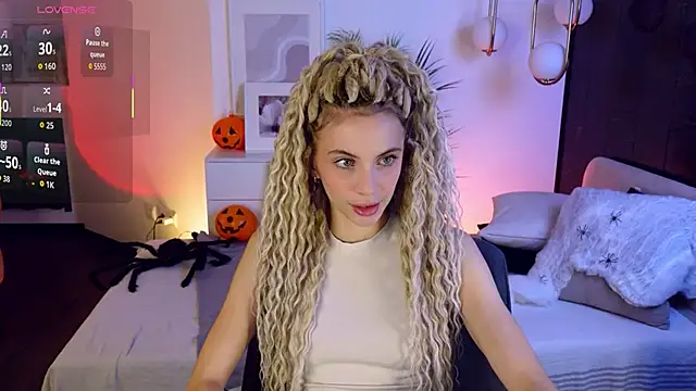 Snapshot of mia_silkk chatting on October 31, 2025, 6:21 am mia silkk online show from October 31, 2025, 6:21 am