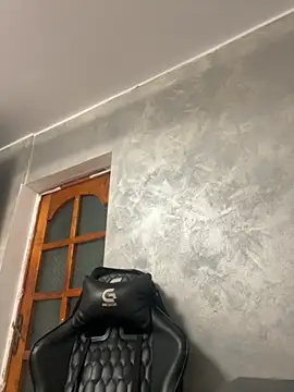 Snapshot of MissHerra2 chatting on November 7, 2025, 4:33 pm MissHerra2 online show from November 7, 2025, 4:33 pm