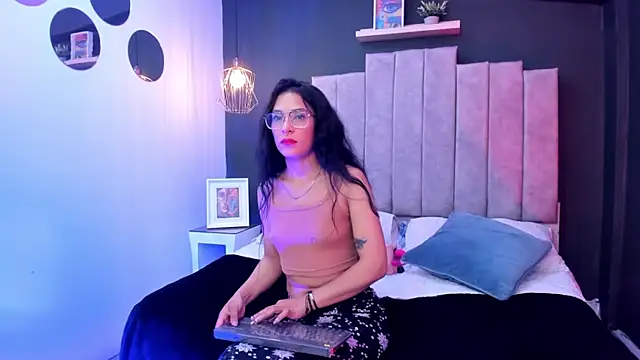 Snapshot of Maite_black chatting on November 5, 2025, 3:31 am Maite black online show from November 5, 2025, 3:31 am