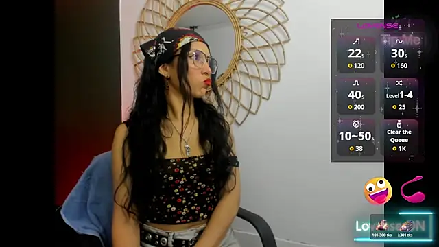 Snapshot of Maite_black chatting on December 2, 2025, 3:19 am Maite black online show from December 2, 2025, 3:19 am