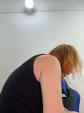 Snapshot of Adeline_1 chatting on November 27, 2025, 2:34 am Adeline 1 online show from November 27, 2025, 2:34 am