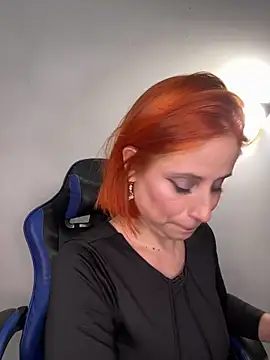 Snapshot of Adeline_1 chatting on October 26, 2025, 9:04 pm Adeline 1 online show from October 26, 2025, 9:04 pm